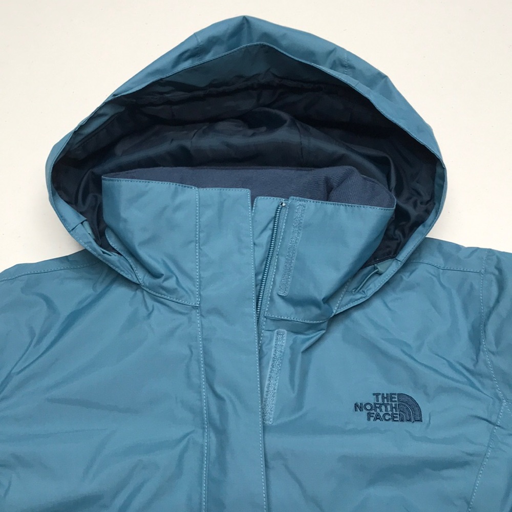 NORTH FACE Women’s Blue Waterproof Hiking Coat - Picture 2 of 10